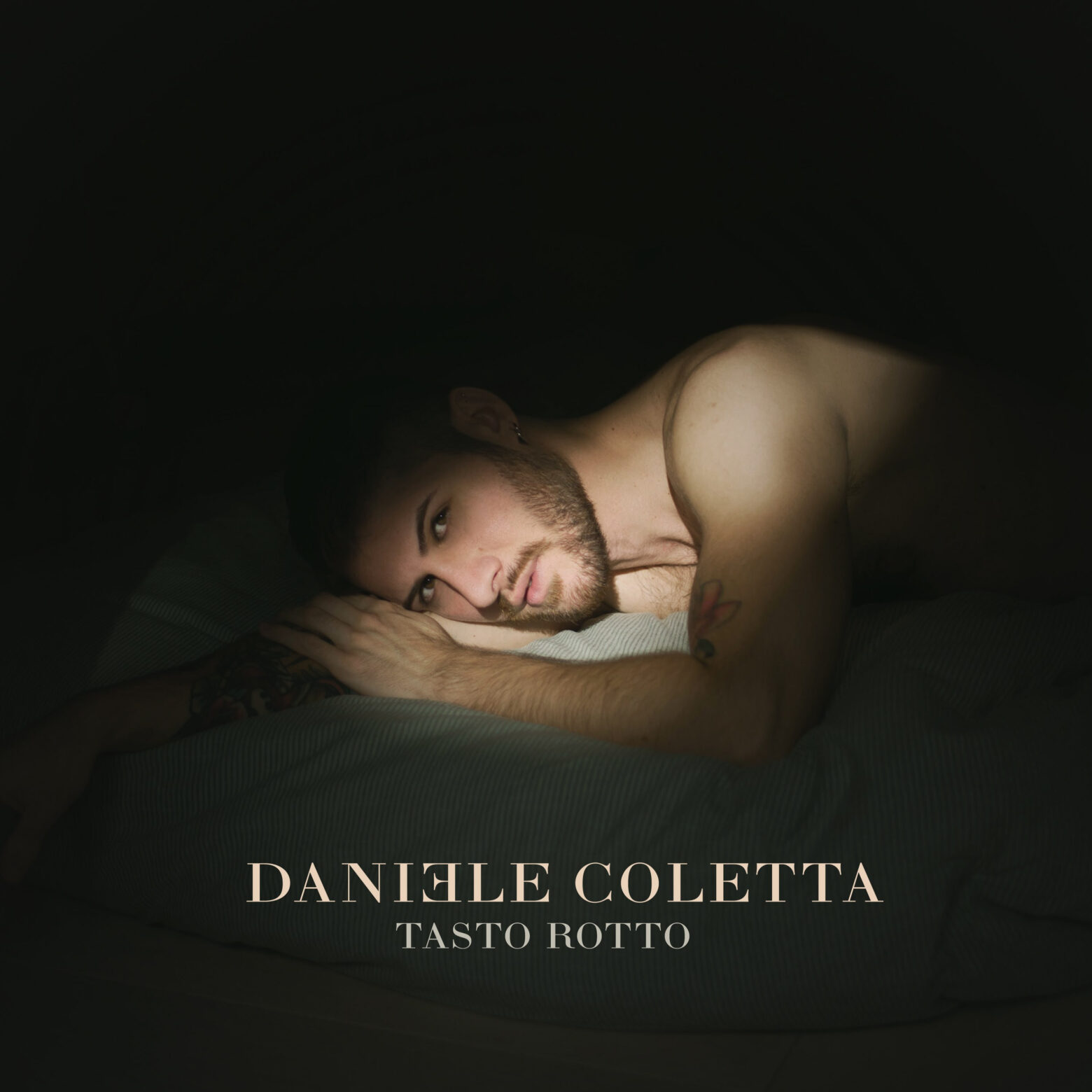 DANIELE COLETTA, da oggi è in radio il nuovo singolo “TASTO ROTTO”