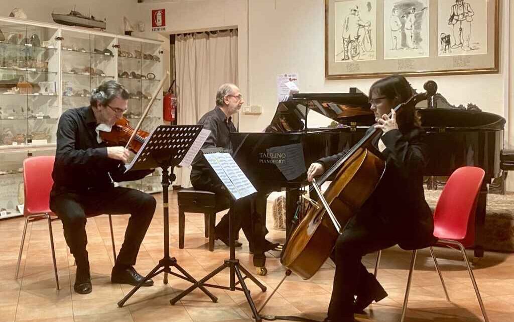 Atelier Musicale: pagine di Haydn, Beethoven, Enescu,  Ghedini e Garbarino con il Trio Classico Italiano  sabato 28 gennaio all’Umanitaria di Milano