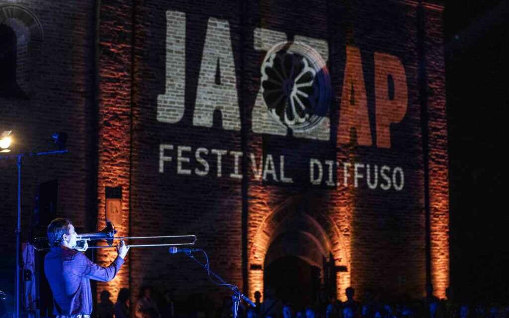 JAZZAP 24: il Festival diffuso del Piceno  Un’onda musicale tra persone luoghi e cultura  Dal 14 giugno al 30 luglio